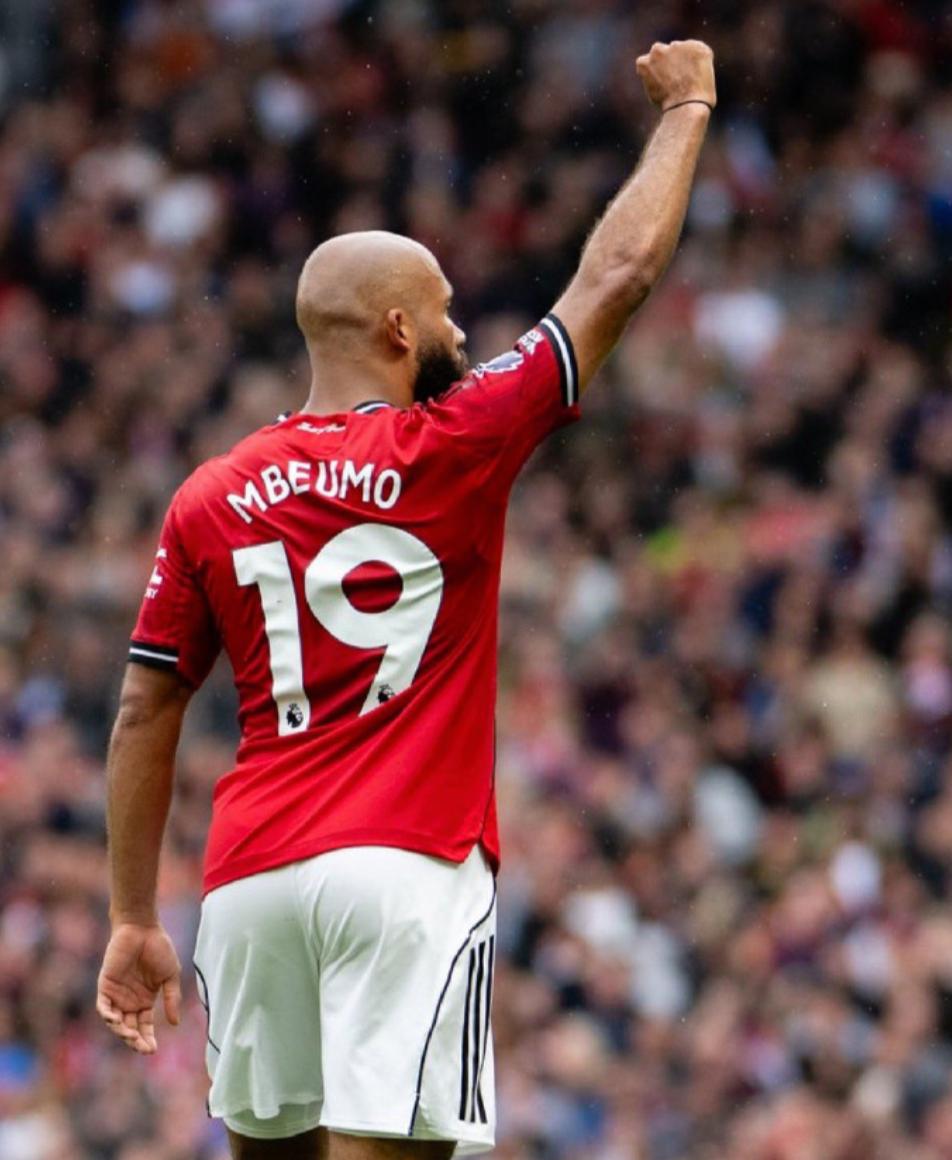 从窗口期曼联备战欧联到菲尼克斯太阳状态回暖，武汉三镇官宣签约备战英超的简单介绍